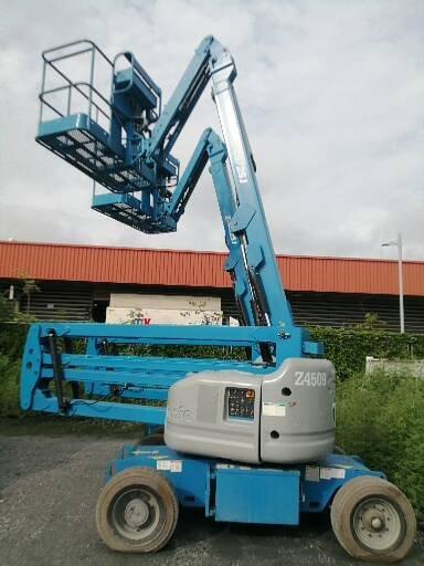 LINE_ALBUM_หลักสูตรรถกระเช้า X-Lift และ Boom Lift_250828_32.jpg - หลักสูตรรถกระเช้า X-Lift และ Boom Lift